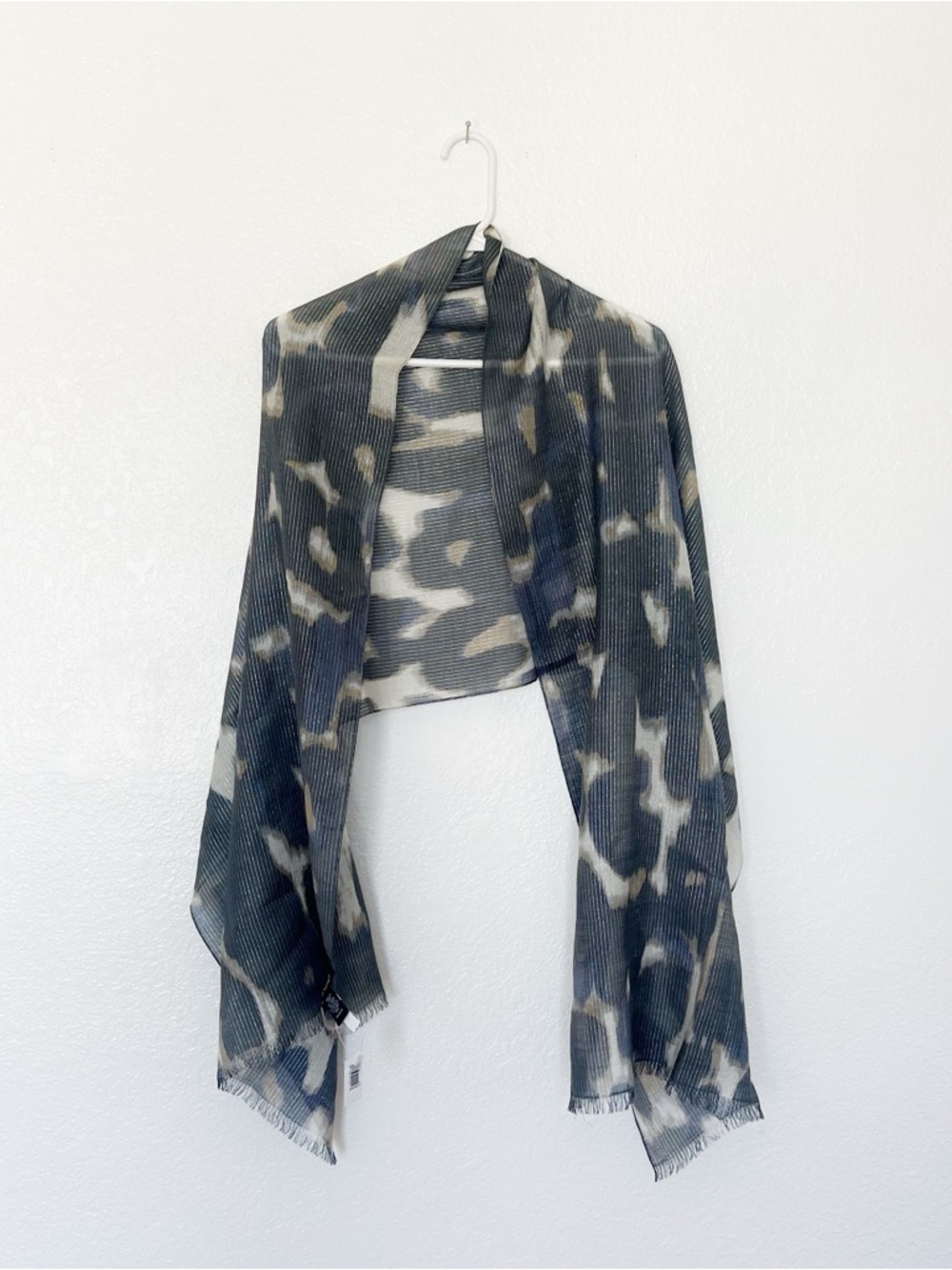 Banana Republic Abstract Pattern Scarf Sheer Metallic Silk Wool Gray Navy Cream